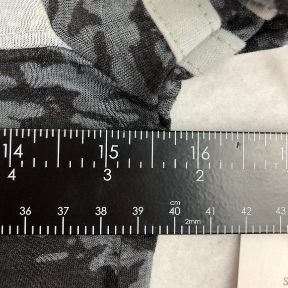 Touch by Alyssa Milano NWT Women's Size Small NFL Raiders Burnout Grey T-Shirt - Picture 7 of 12